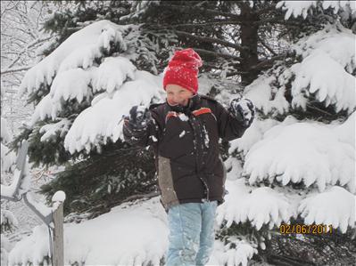 SNOW LAST YEAR - 2/06/2011